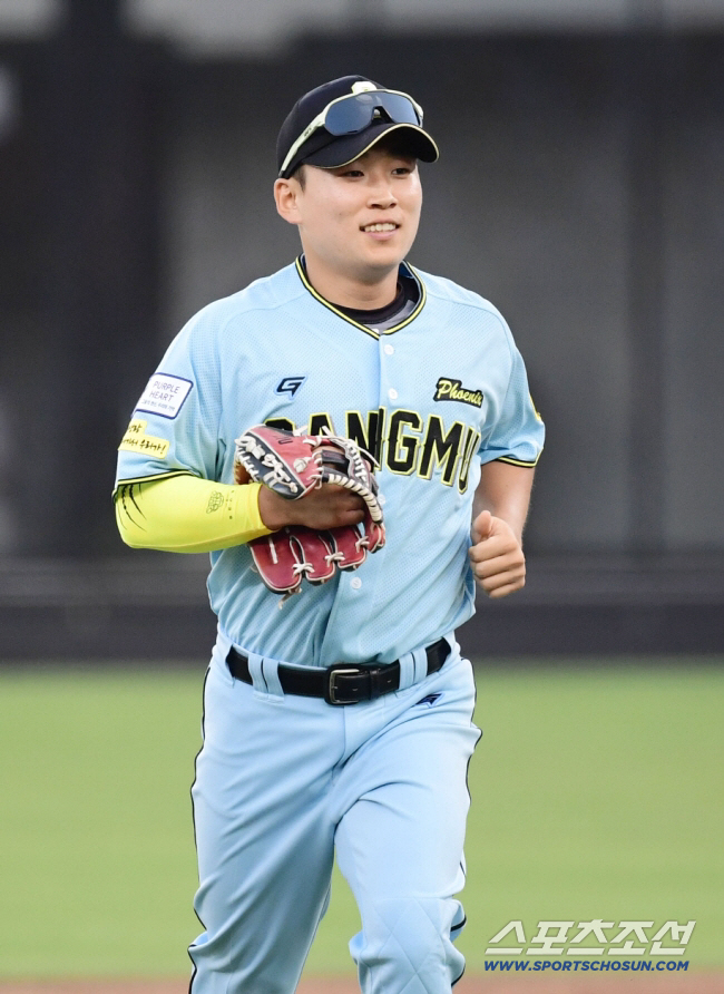 주전 2루수 예약? 8년만에 탄생한 '4할타자' → 180도 달라진 존재…