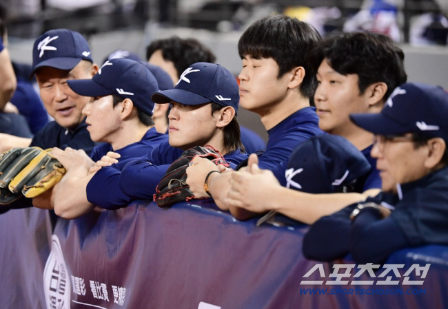 '세계 4위' 한국, 김도영만 남았던 '대만 참사' 지울까…2027년 프…