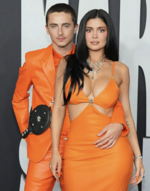 톱배우♥방송인, 1년 넘게 동거..“사실상 결혼한 상태”