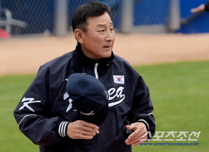 김기태 전 KIA 감독, 한화 전격 합류…1군 KS 멤버 그대로 [공식발표]