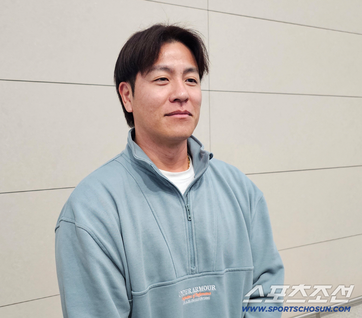 "나를 뛰어넘어라" 볼살 '쏙' 빠진 강민호 "올해야말로 반드시 우승 반…