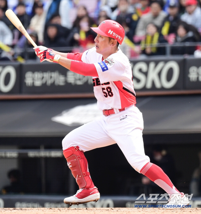 은퇴한 '홈런왕'이 포기 못한 '안타왕'에게…"꿈이 있다면 도전해야 한다…