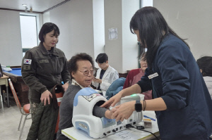 [픽! 파주] 육군 1사단 새해맞이 민통선 마을 의료 봉사