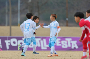 대게 제철인 2월 영덕서 '풋볼 페스타 스프링리그' 개최