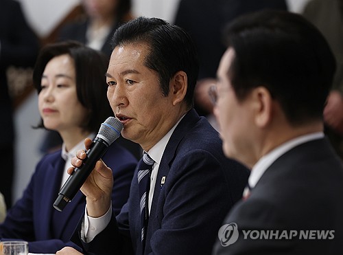 정청래 "트럼프·習과 어깨 나란히…대통령 외교력 더 발휘되길"