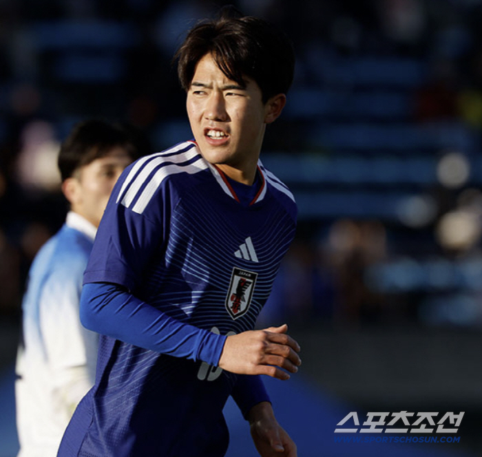 "한국 어차피 탈락이야!" 日·中에 무시당하는 동네북 됐다…형편없는 韓 …