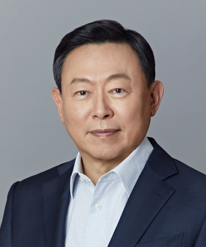 동계 스포츠 발전·선수 육성 공로…신동빈 롯데 회장, 대한체육회 감사패 수상