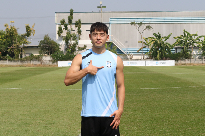 [오피셜]천안시티FC, '데뷔 이후 첫 이적' 이상용 영입…대인 마크+수비 강화