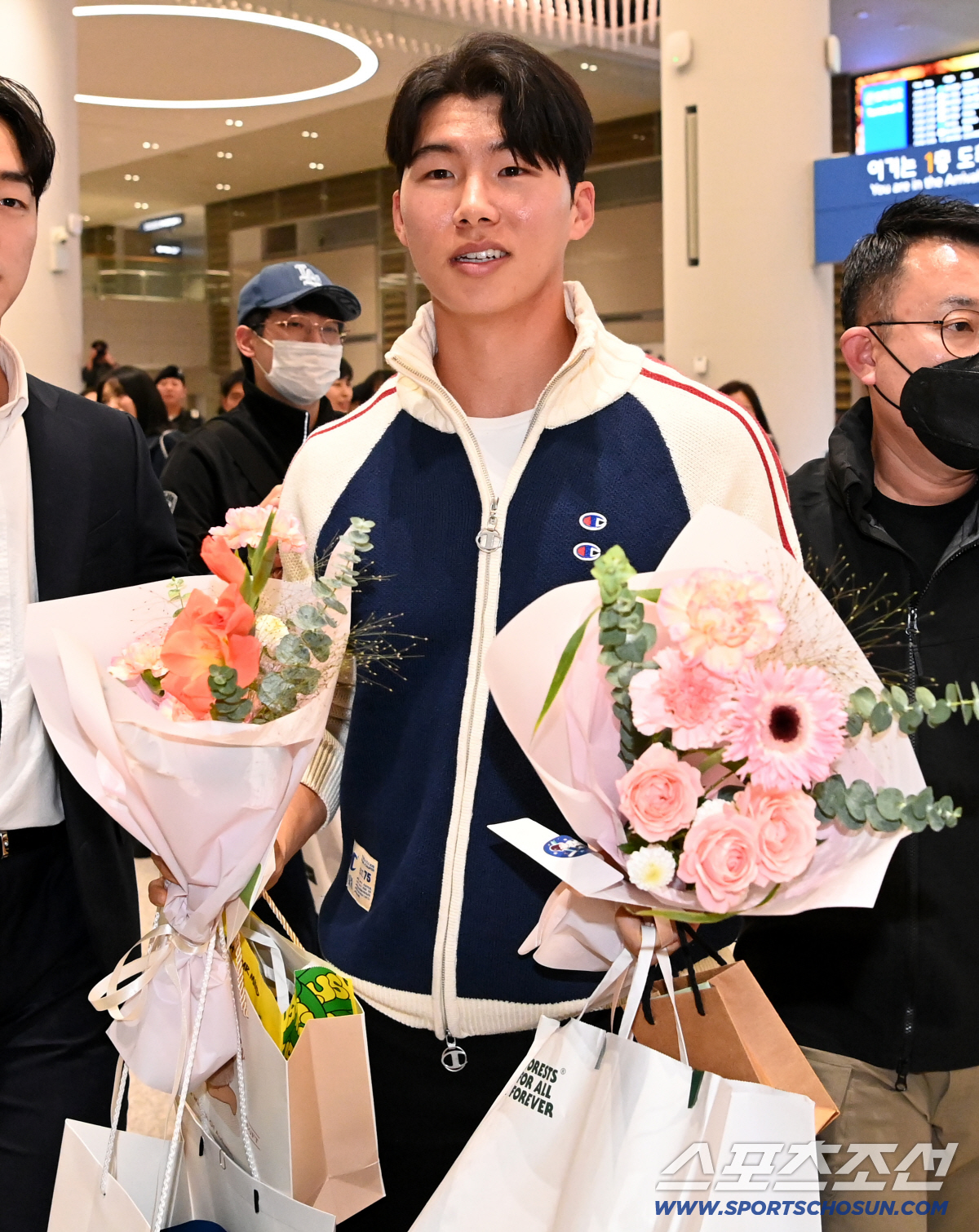 더 열악해진 김혜성 입지, KIA 출신 터커 친동생까지 합류...다저스와…