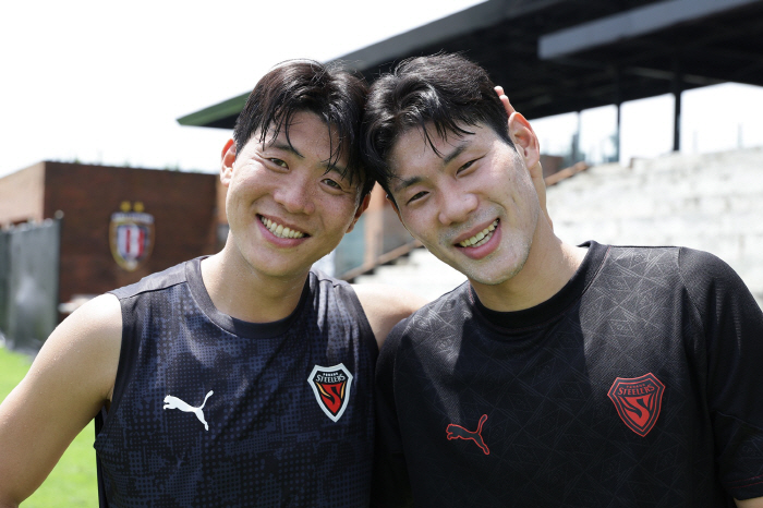 [오피셜]포항스틸러스 2026시즌 주장단 선임! 