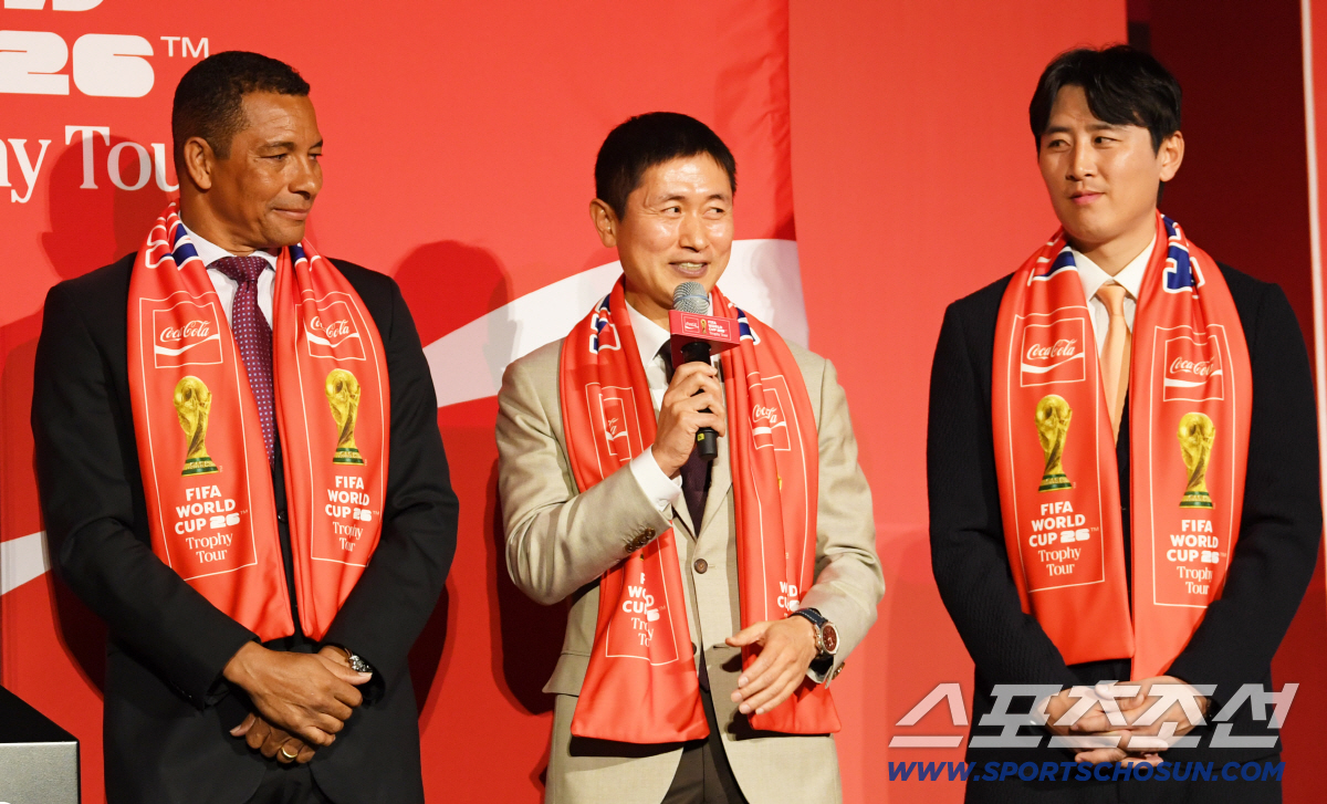 "한국 선수들 플레이 이해가 안된다" 폭탄 발언 이영표...이번엔 솔직 …