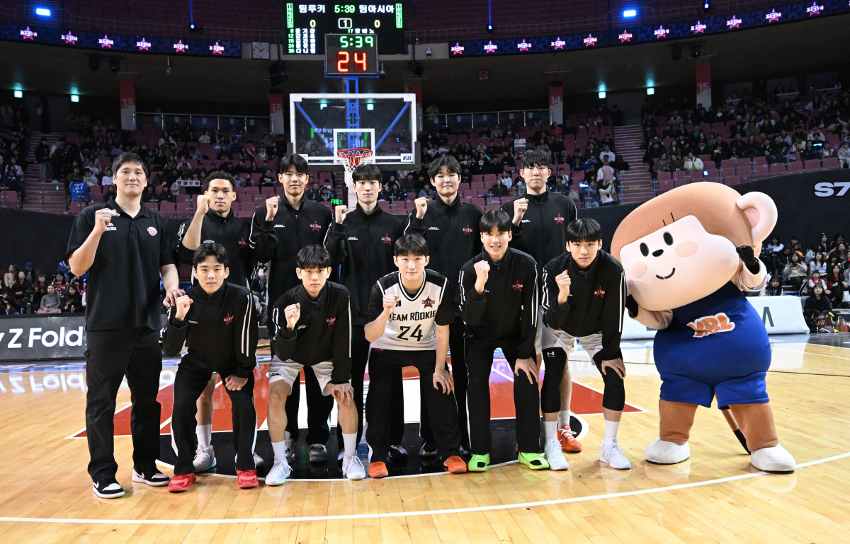 '11년 만에 돌아온' 올스타전 전야제…'팀 아시아', '팀 루키' 82…