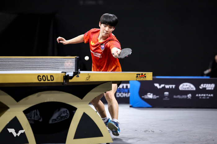 "'얼짱 에이스조' 박강현-김나영의 아름다운 K-탁구" 만리장성 26분만…