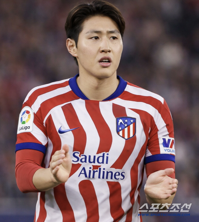 미쳤다! '韓 축구 차기 에이스' 이강인, 올겨울 초대박 이적 예고! HERE WE GO급 기자 