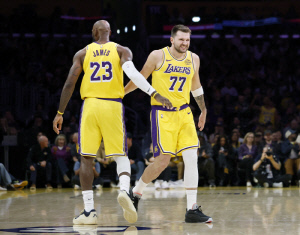 돈치치↔AD 트레이드. LAL의 압승? 현실 충격, 루저들의 게임이었다.중간평가 LAL은 평균 이하, 댈러스는 낙제점