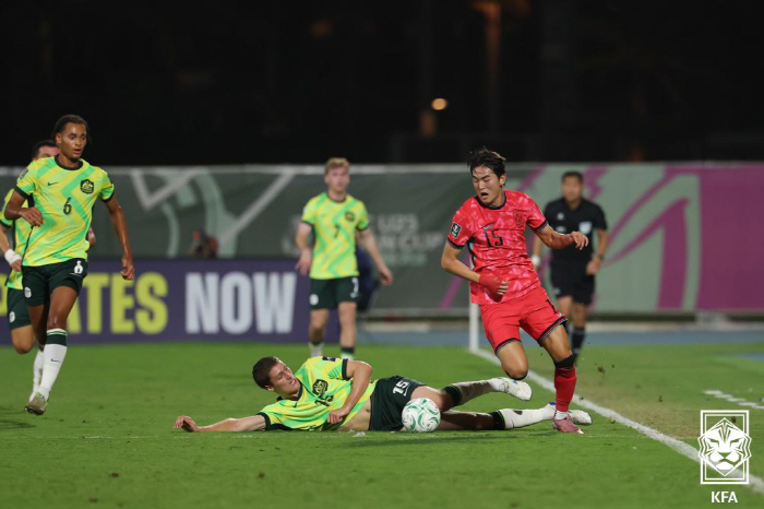 [U-23 아시안컵 리뷰]"일본 나와!" 확 달라진 이민성호, '백가온 …