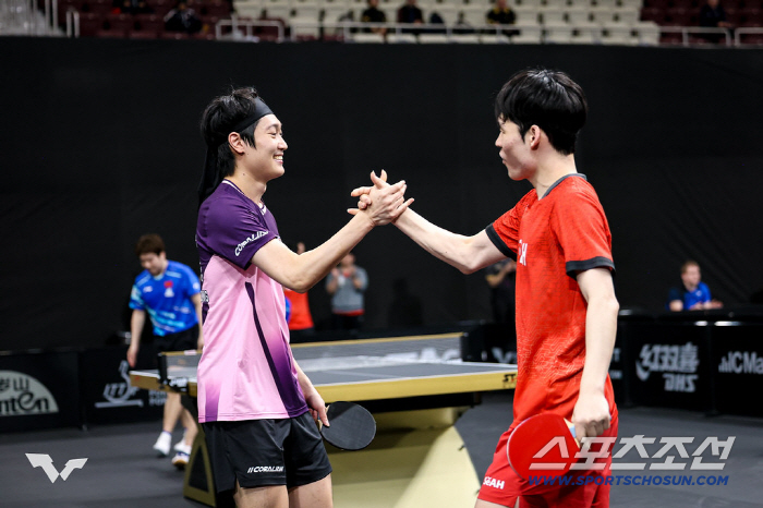 "K-탁구 에이스조 장우진X조대성이 해냈다!" 만리장성 또 넘고 男복식 …