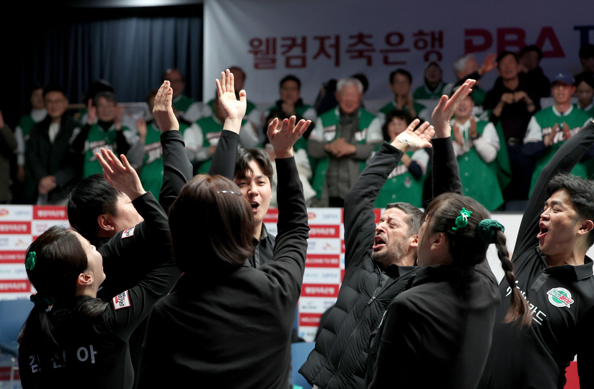 'Q.응우옌-신정주 원투펀치 맹활약' 하나카드, PBA 팀리그 파이널 진…