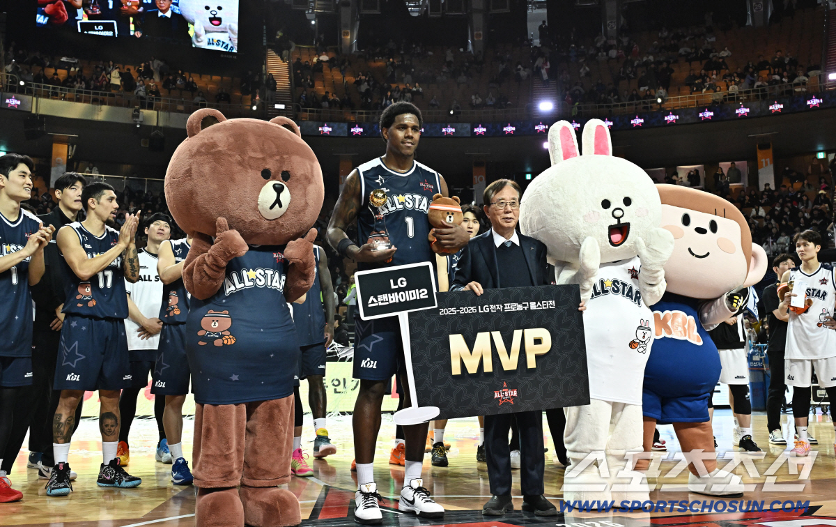 [올스타전]"별 중의 별" '아깝다 트리플 더블'→MVP 네이선 나이트 …