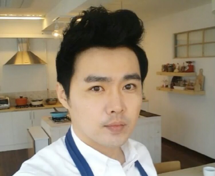 '배우 출신' 故정신우 셰프, 12년 암투병 끝 별세 "너무 아파 사는 …