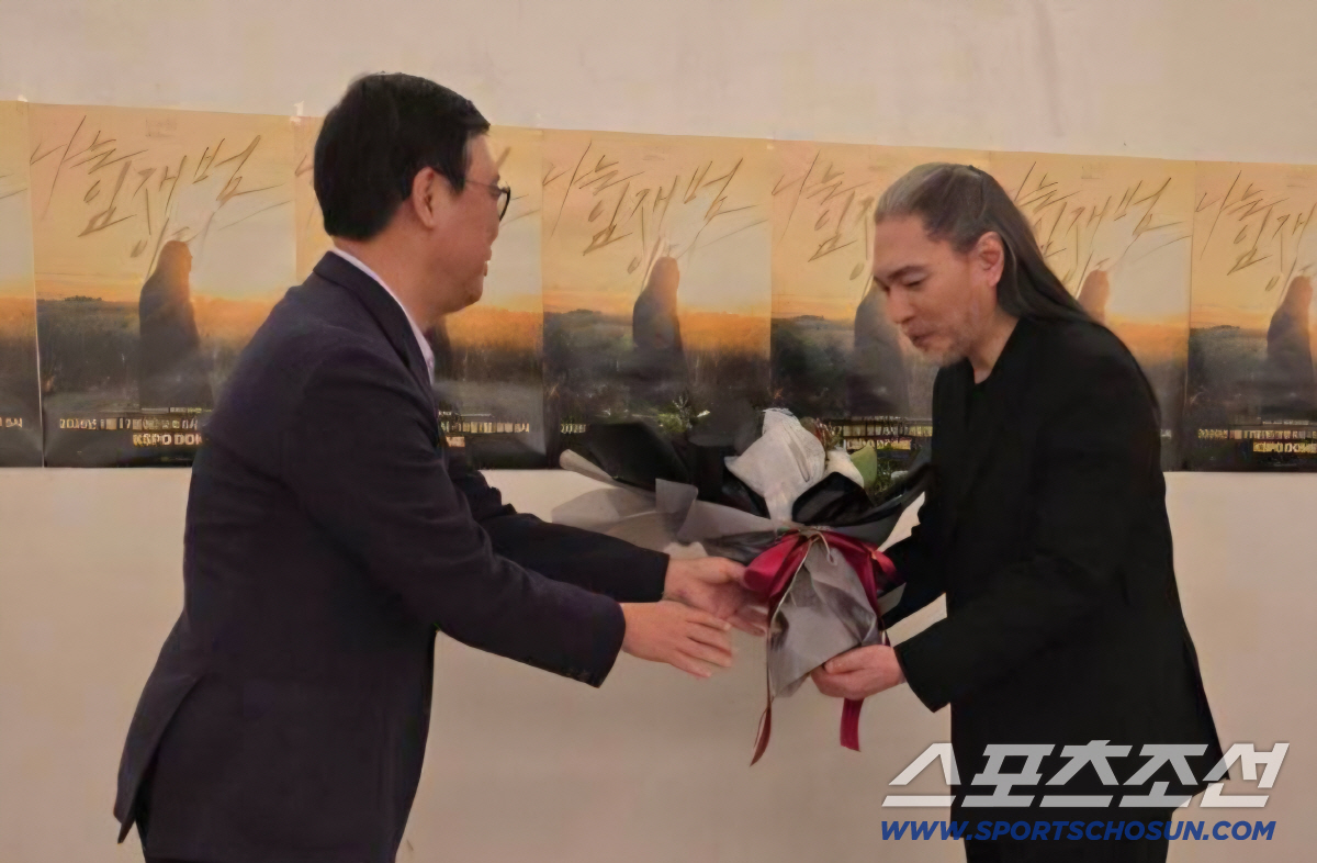 "너를 위해X비상X고해 독보적 목소리,국민의 삶에 위로" '찐팬'최휘영 …