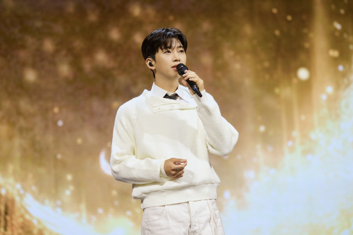 임영웅, 다시 찾은 고척서 또 '하늘빛' 물결…서울 콘서트 성료