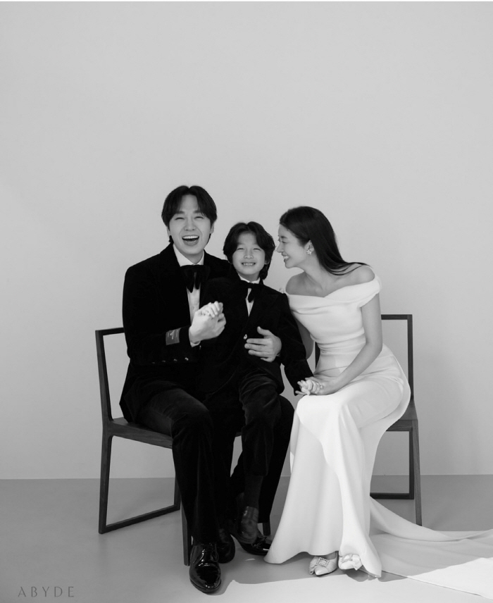 [공식]이석훈, 결혼 10주년 맞아 1000만원 기부…진정한 사랑꾼 남편