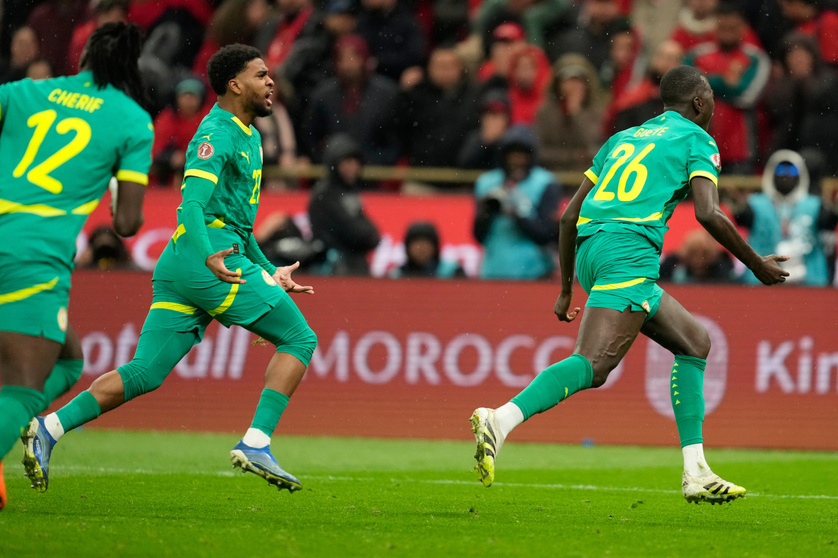 "저기서 저런 파넨카킥을 한다고?" 대환장 결승전,세네갈에 우승 헌납한 …