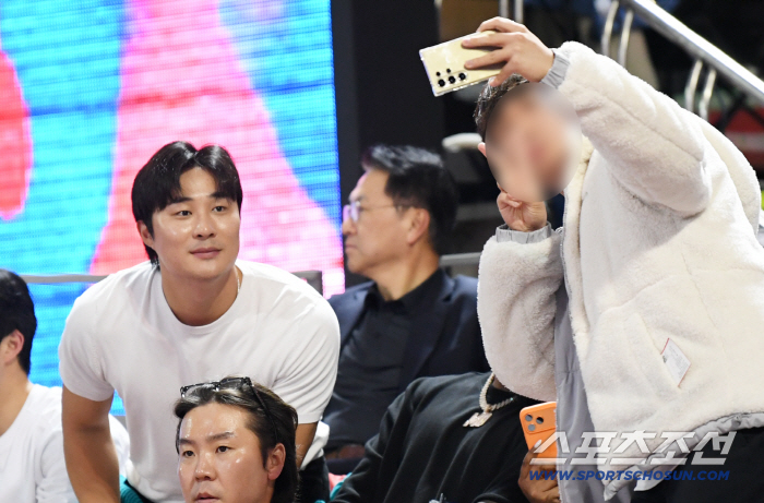 '어깨 → 햄스트링 → 허리 → 손가락' 또 다친 김하성, 단기 알바 떠돌이 전락하나.. 장기계약 줄 팀이 있을까