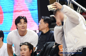 '어깨 → 햄스트링 → 허리 → 손가락' 또 다친 김하성, 단기 알바 떠돌이 전락하나.. 장기계약 줄 팀이 있을까