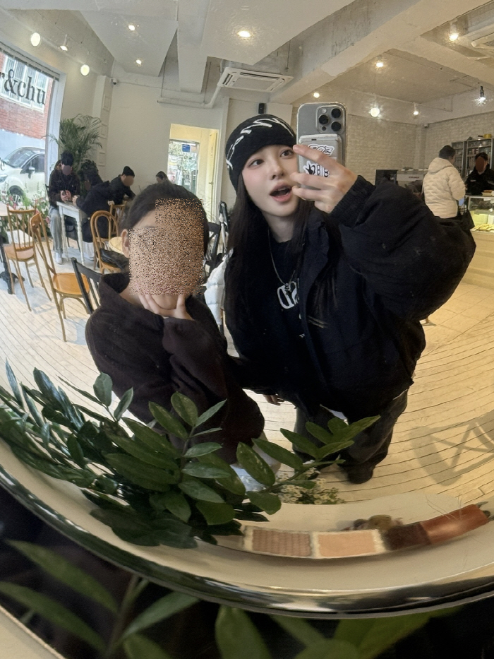 '이혼' 유깻잎, 딸 사진 올렸다가 난리났는데...당당한 모녀 주말 데이…