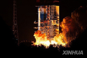 중국서 하루 2차례 로켓 발사 '이례적 실패'…