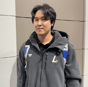 감독실 노크한 SSG 최정 