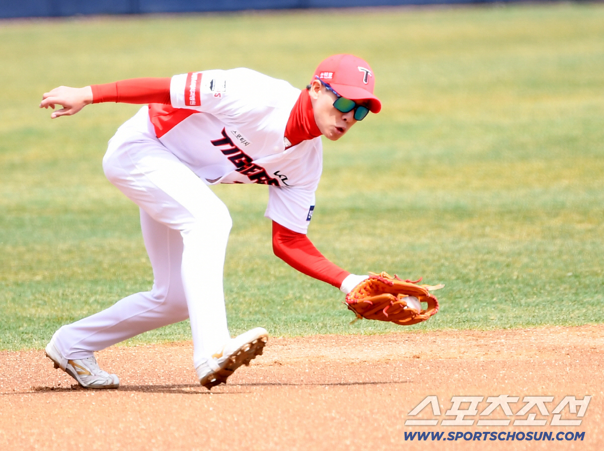 패닉의 '빅2' 이탈, 누구로 메우나? '안정형' 박vs박? '홈런치는 …