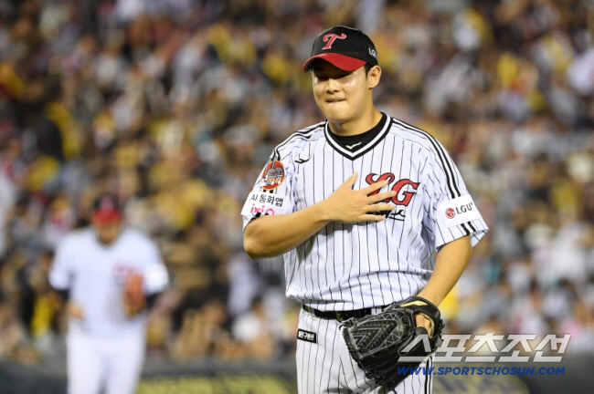 염갈량은 "위험하다"는데, 우승 이끈 21세 필승조는 아직 배가 고프다……