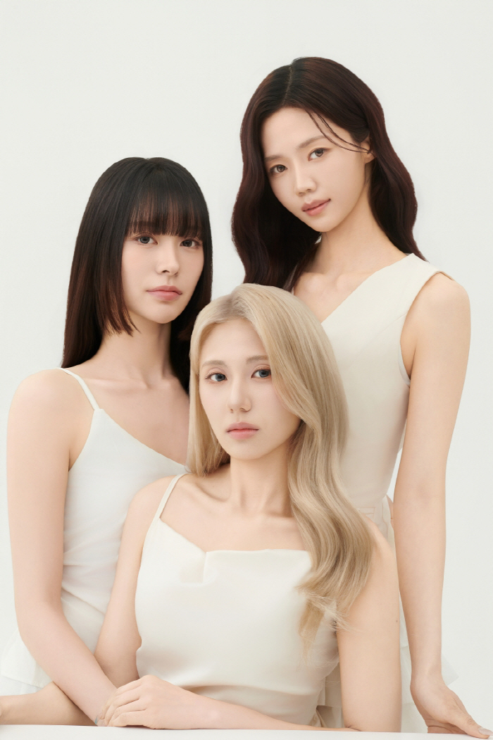 걸그룹 뉴엘, 코스메틱 브랜드 아이스트 앰버서더 발탁…"무대 뿐 아니라 일상 속 매력도 보여줄 수 있을 것"