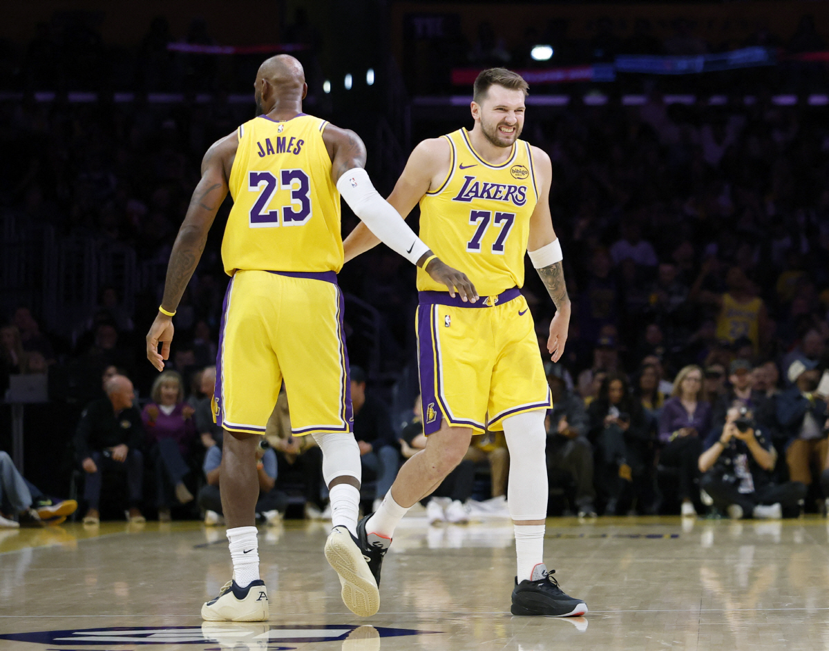 충격! 21년 만에 르브론 OUT! 커리, 아데토쿤보 IN. NBA 올스…