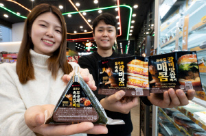 후덕죽 이어 '윤주모'…세븐일레븐, 윤나라 셰프와 협업 삼각김밥·샌드위치 등 선보여
