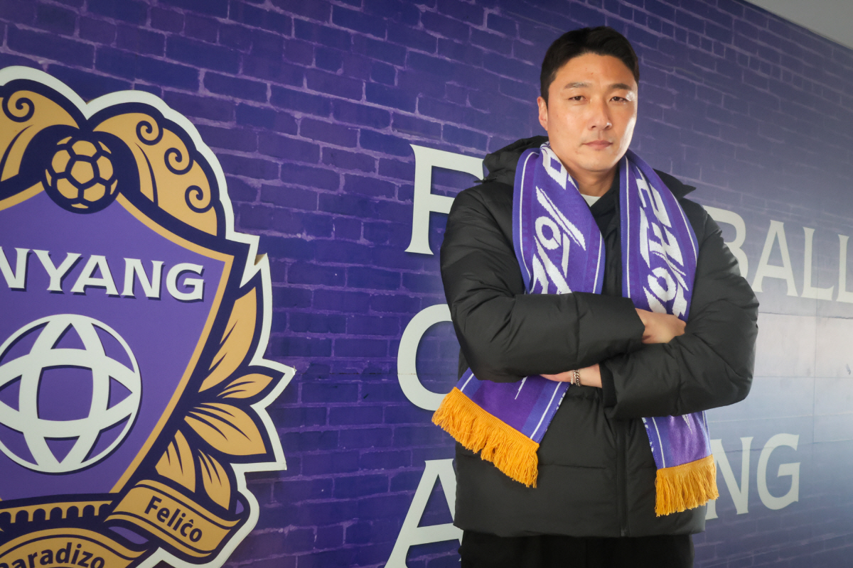 [오피셜]"성장 중심의 육성 철학" FC안양, 신임 유소년 디렉터로 최재…