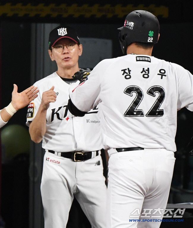 [오피셜] 캠프 출발 17시간전 극적 합의! '2년 최대 16억' 장성우…