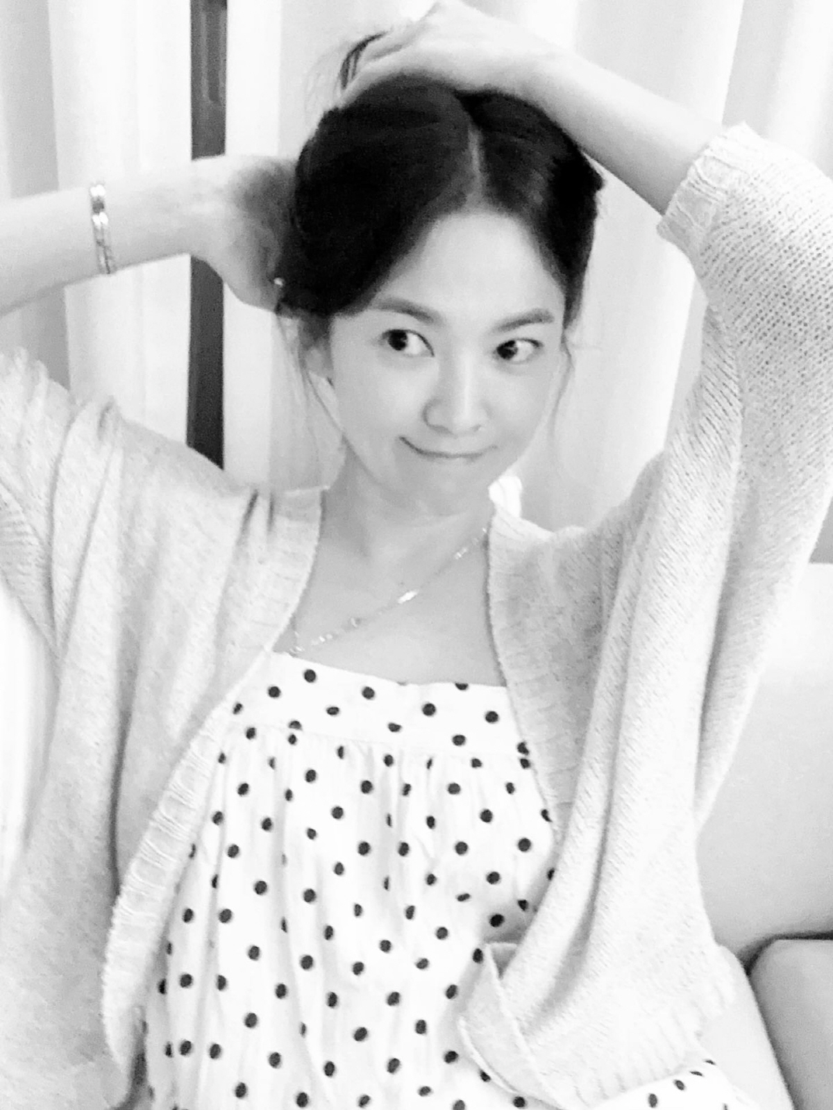 "22세 아냐?"…'44세' 송혜교, 숏컷 1년도 못가렸던 미모 "머리 …