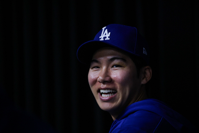 김혜성 또 우승반지 예약! 도박사들 다저스 우승확률 25%→30% 떡상! → 특급버스 시동 부릉부릉