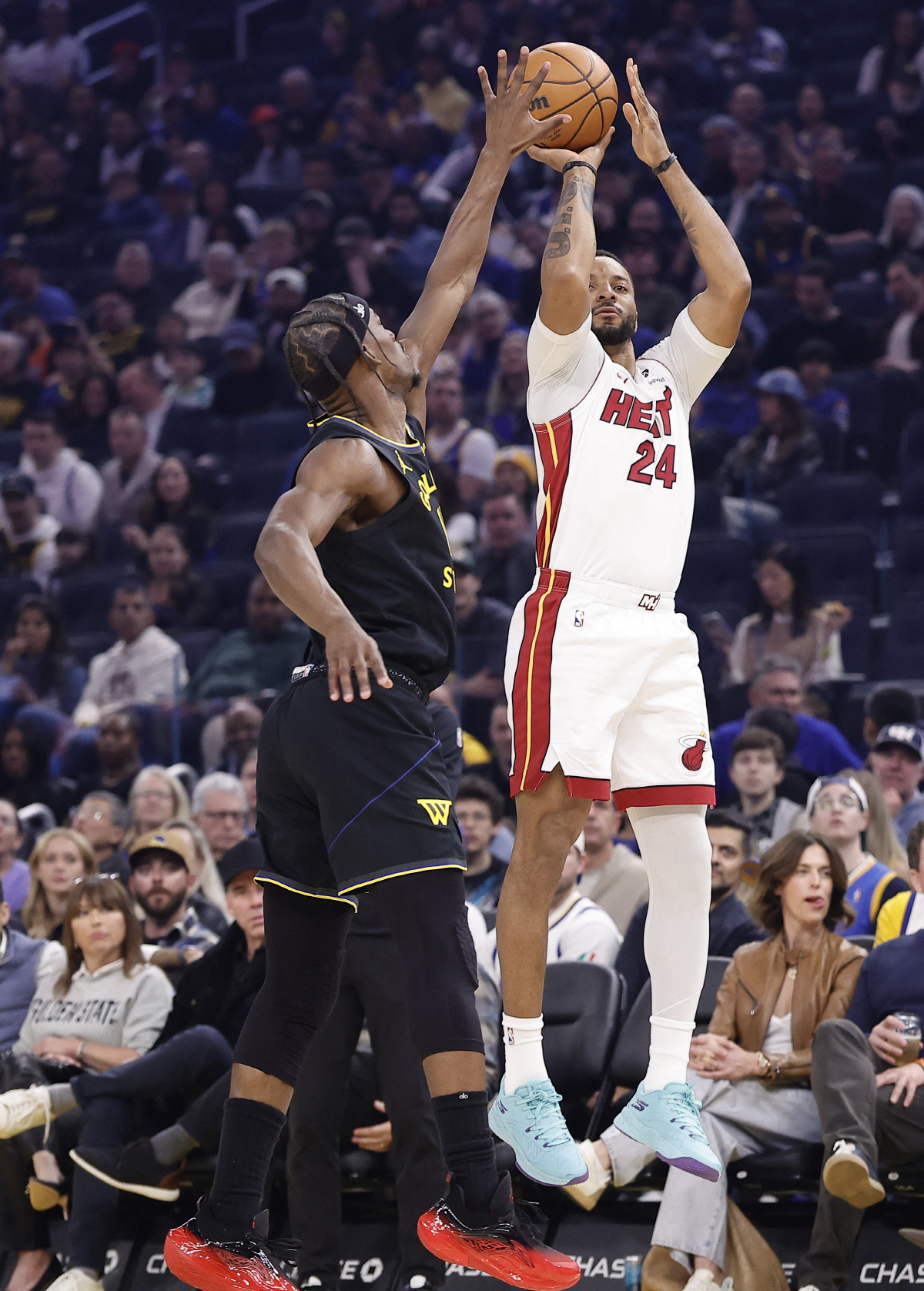 지미 버틀러의 시즌은 끝났다! 스테판 커리 '윈 나우' 전략도 망가졌다.…