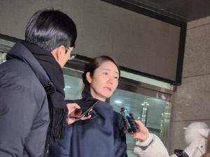 '1억 공천헌금' 강선우 밤샘조사…경찰, 신병확보 여부 검토(종합)