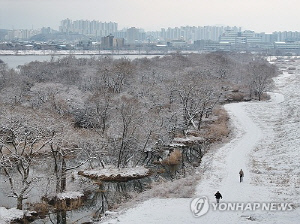대한 추위에 이어 이틀째 한파…화천 광덕산 -21.1도 '꽁꽁'