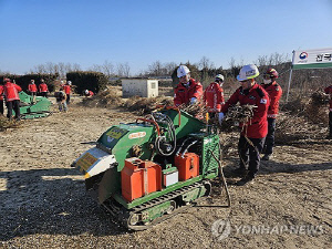 부산시 농업기술센터, 영농 부산물 파쇄 무료 지원
