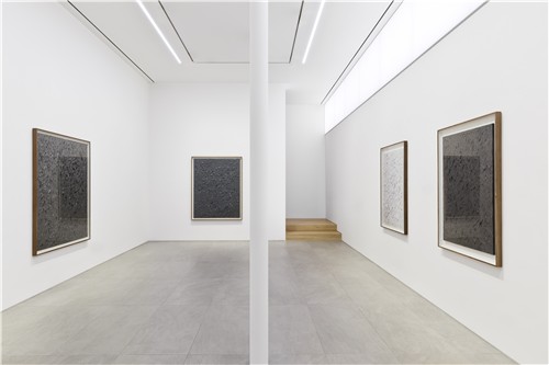 수행하듯 선을 쌓아 지워내는 시간…최병소 유작전