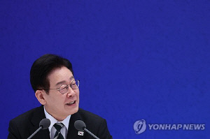 [지상중계] 李대통령 신년 기자회견-6