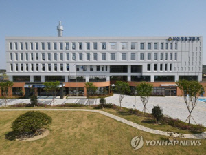 부안 해안가서 여성 변사체 발견…경찰 수사