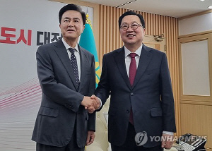 대통령 행정통합 드라이브에 야권 단체장들 '불편한 속내'(종합)